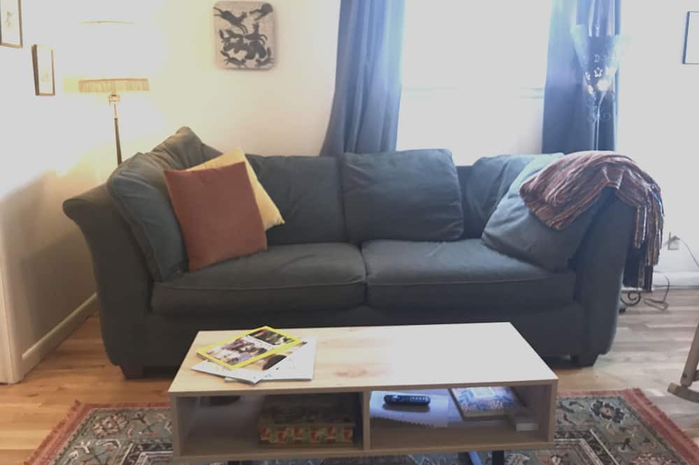 Photo of Livingroom in Rose Park