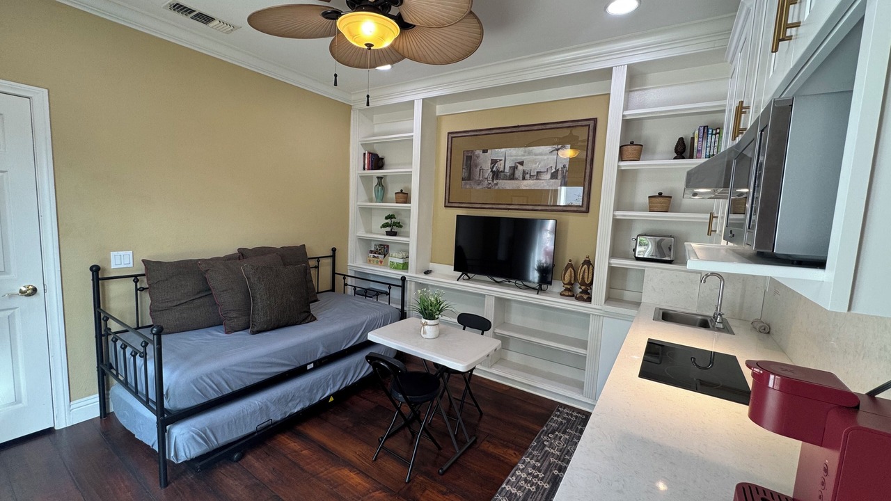 Photo of Bedroom in Torrey Highlands