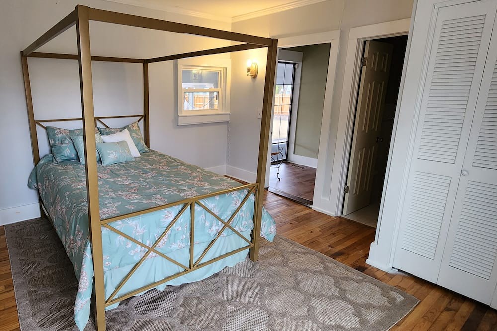 Photo of Bedroom in Bartlesville
