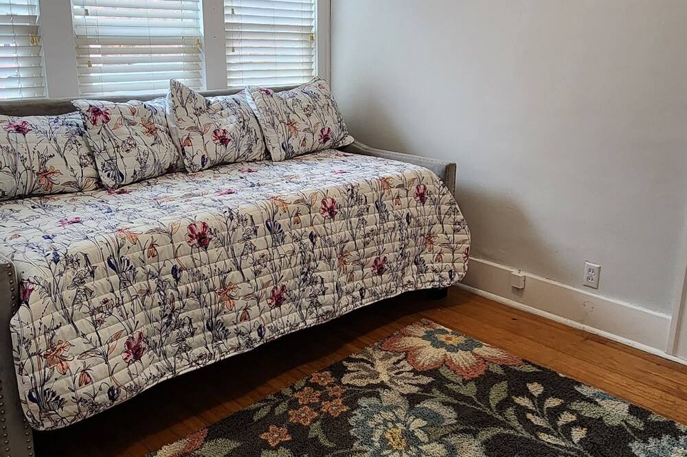 Photo of Bedroom in Bartlesville