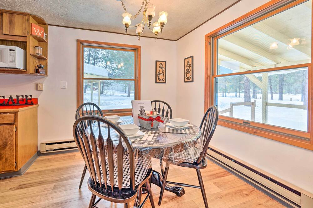 Photo of Livingroom in Lowman