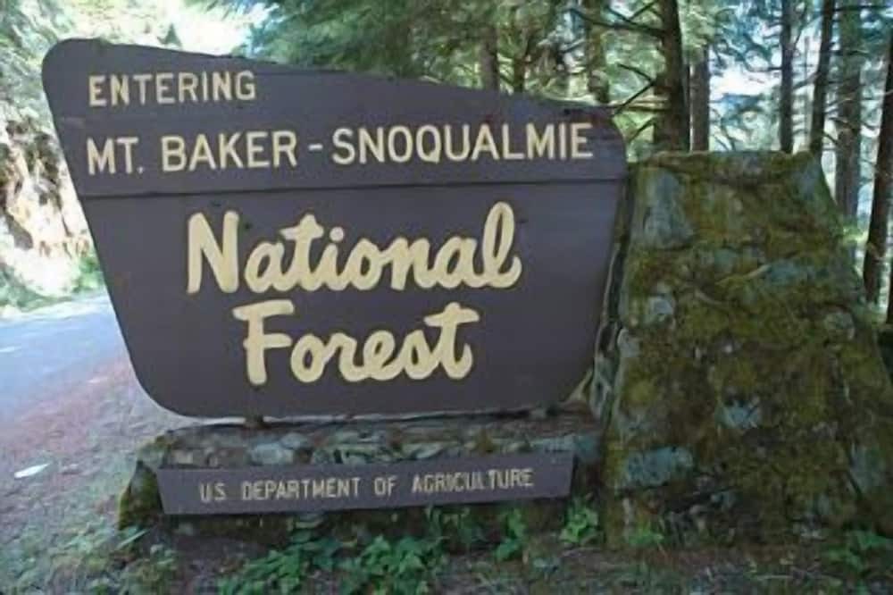 Photo of Outdoor in Cascade West