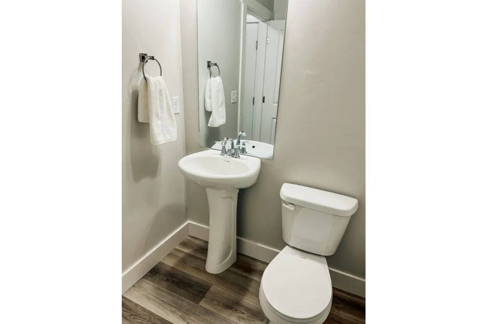 Photo of Bathroom in North Logan