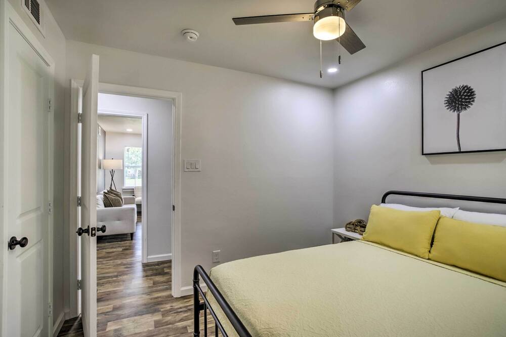 Photo of Bedroom in Spring Branch Central