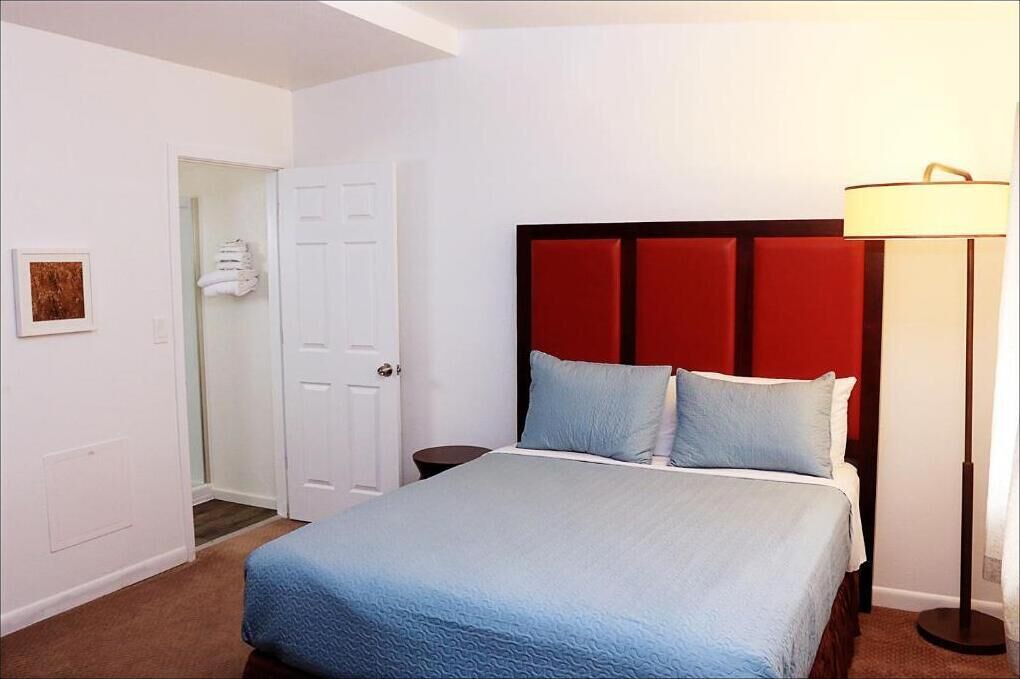 Photo of Bedroom in Frontier