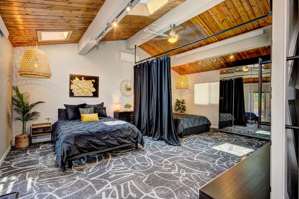 Photo of Bedroom in North End