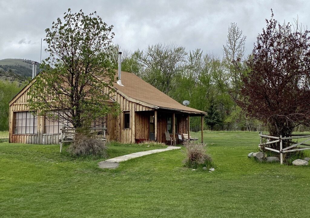 Photo of Outdoor in Emigrant