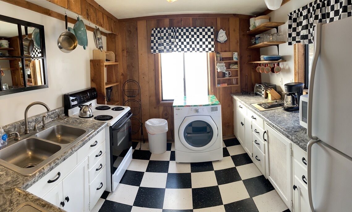 Photo of Kitchen in Emigrant