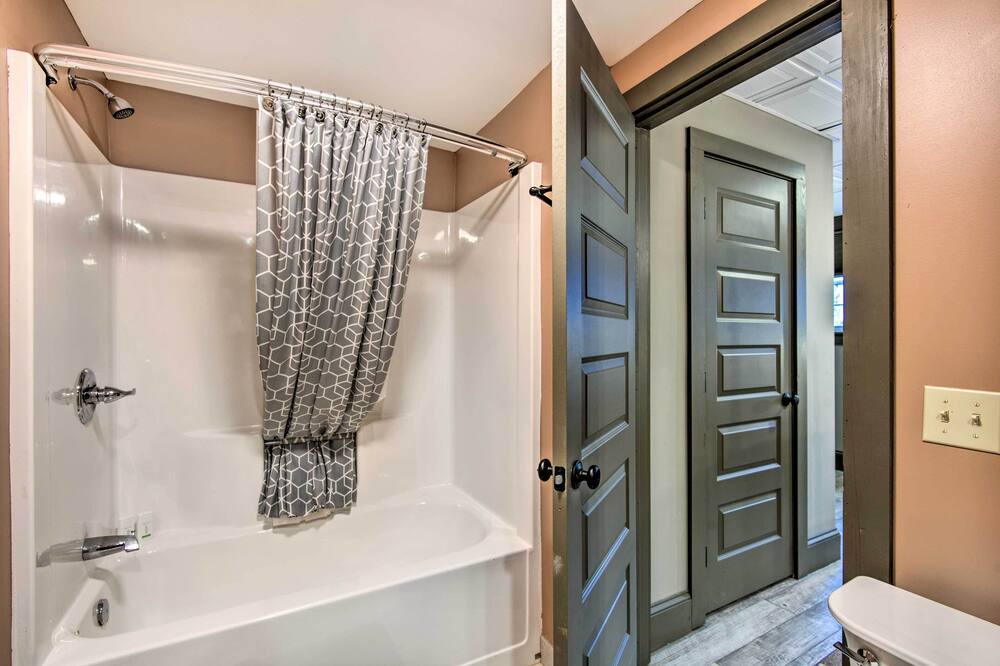 Photo of Bathroom in Gaffney