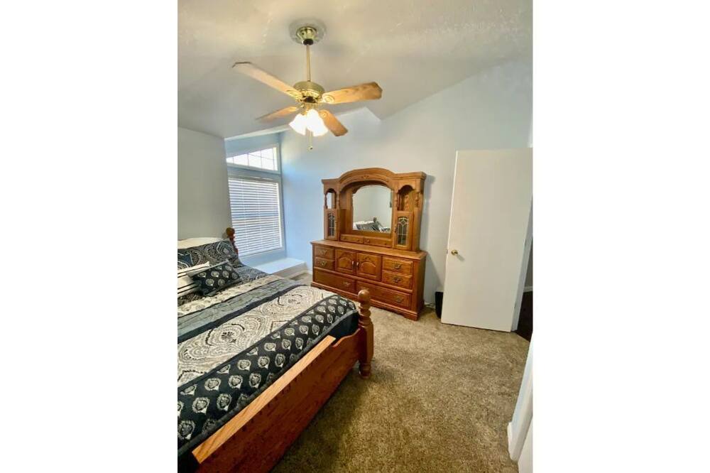 Photo of Bedroom in West Valley