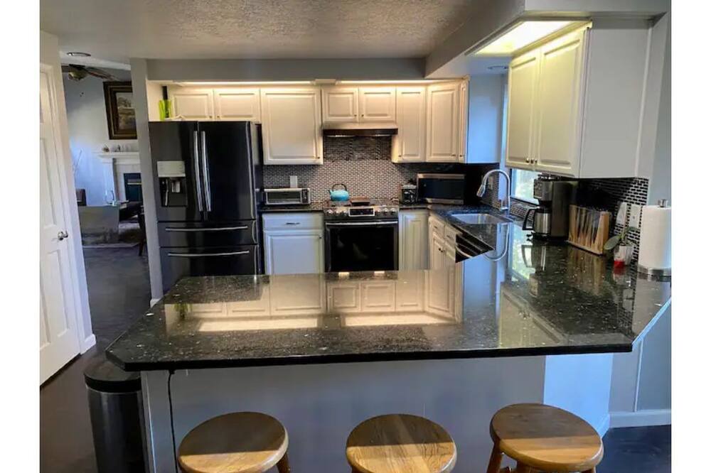 Photo of Kitchen in West Valley