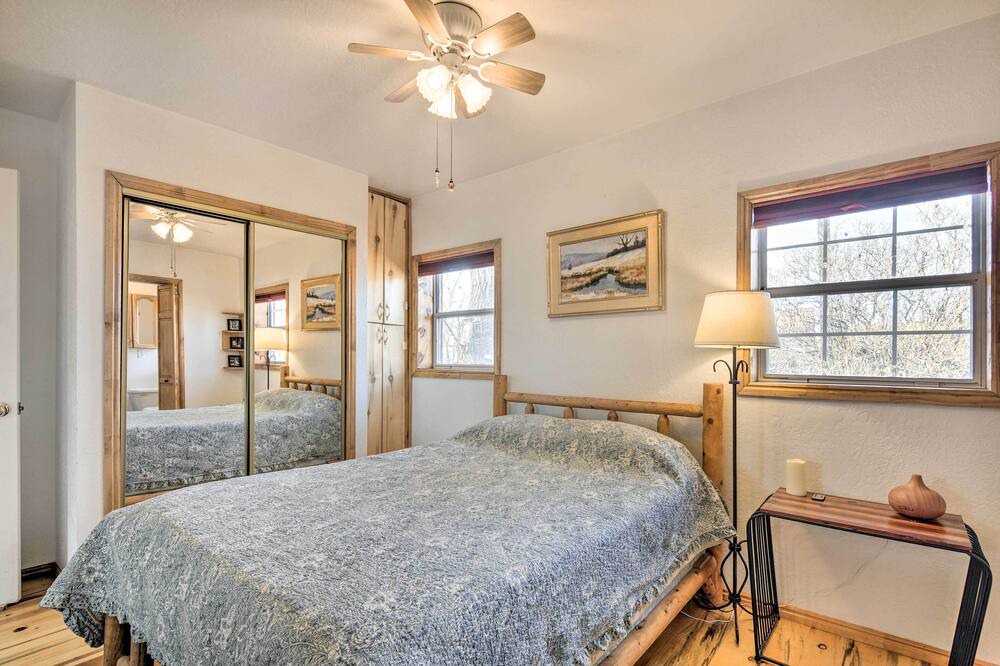 Photo of Bedroom in Henrieville