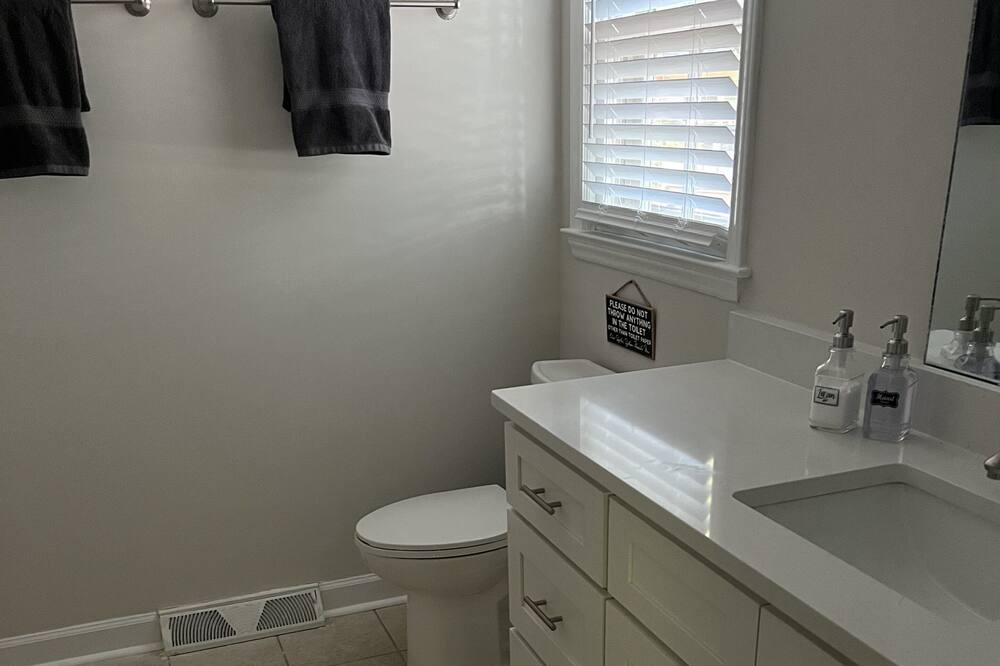 Photo of Bathroom in Wesley Chapel