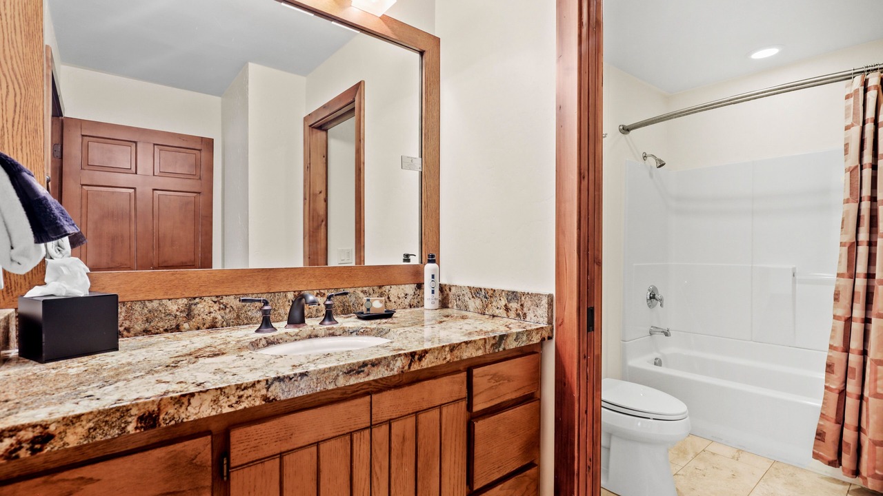 Photo of Bathroom in Park Meadows