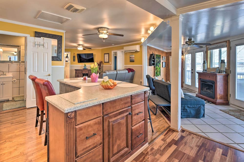 Photo of Kitchen in Ridgeway
