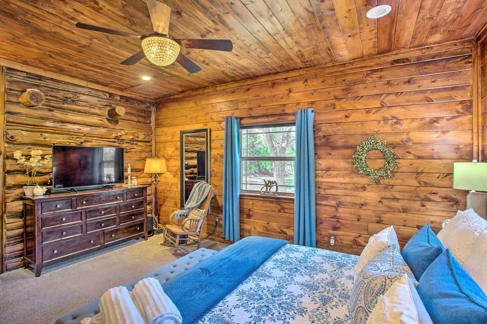 Photo of Bedroom in Durant