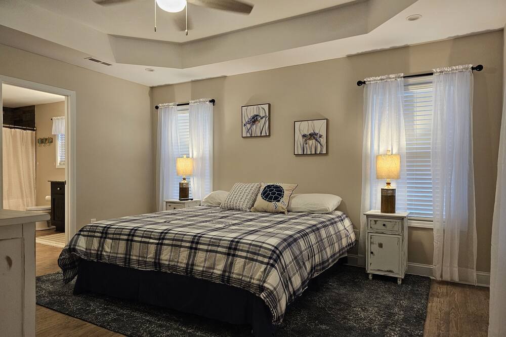 Photo of Bedroom in Manning
