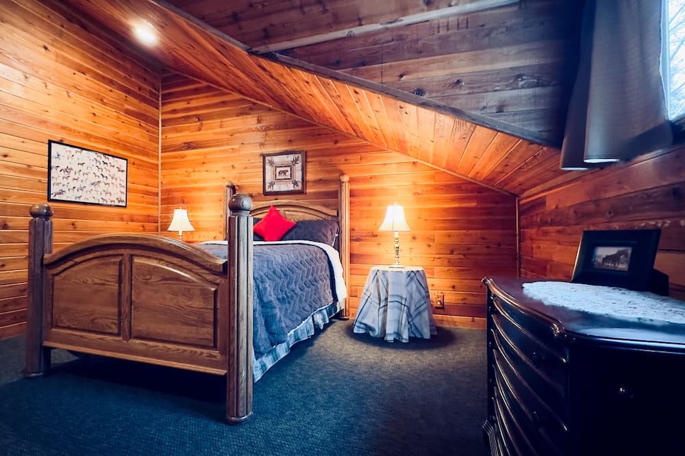 Photo of Bedroom in Clark Fork