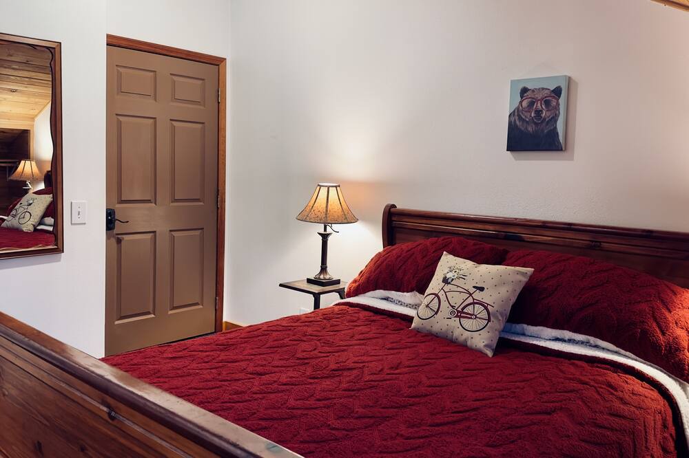 Photo of Bedroom in Clark Fork