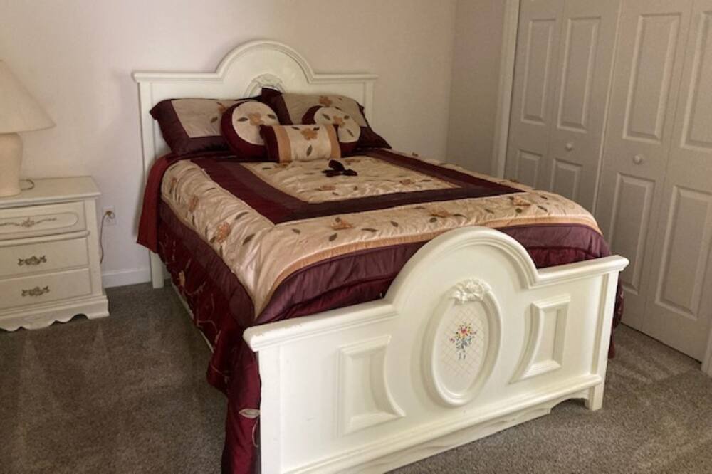 Photo of Bedroom in Thousand Oaks