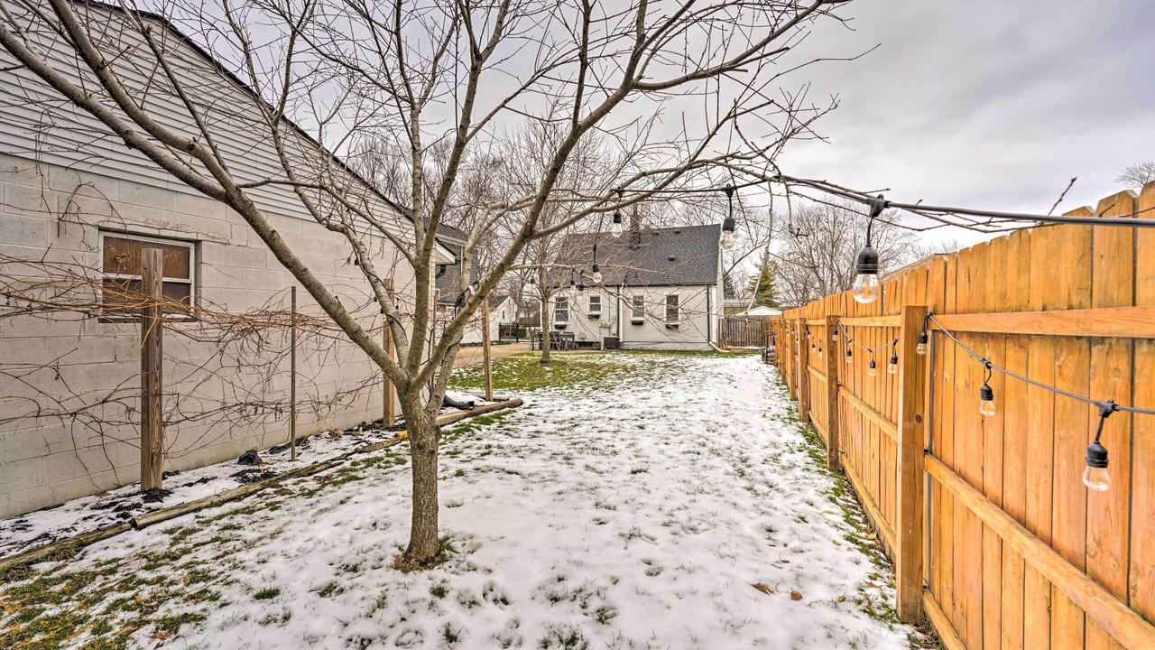 Photo of Outdoor in Royal Oak