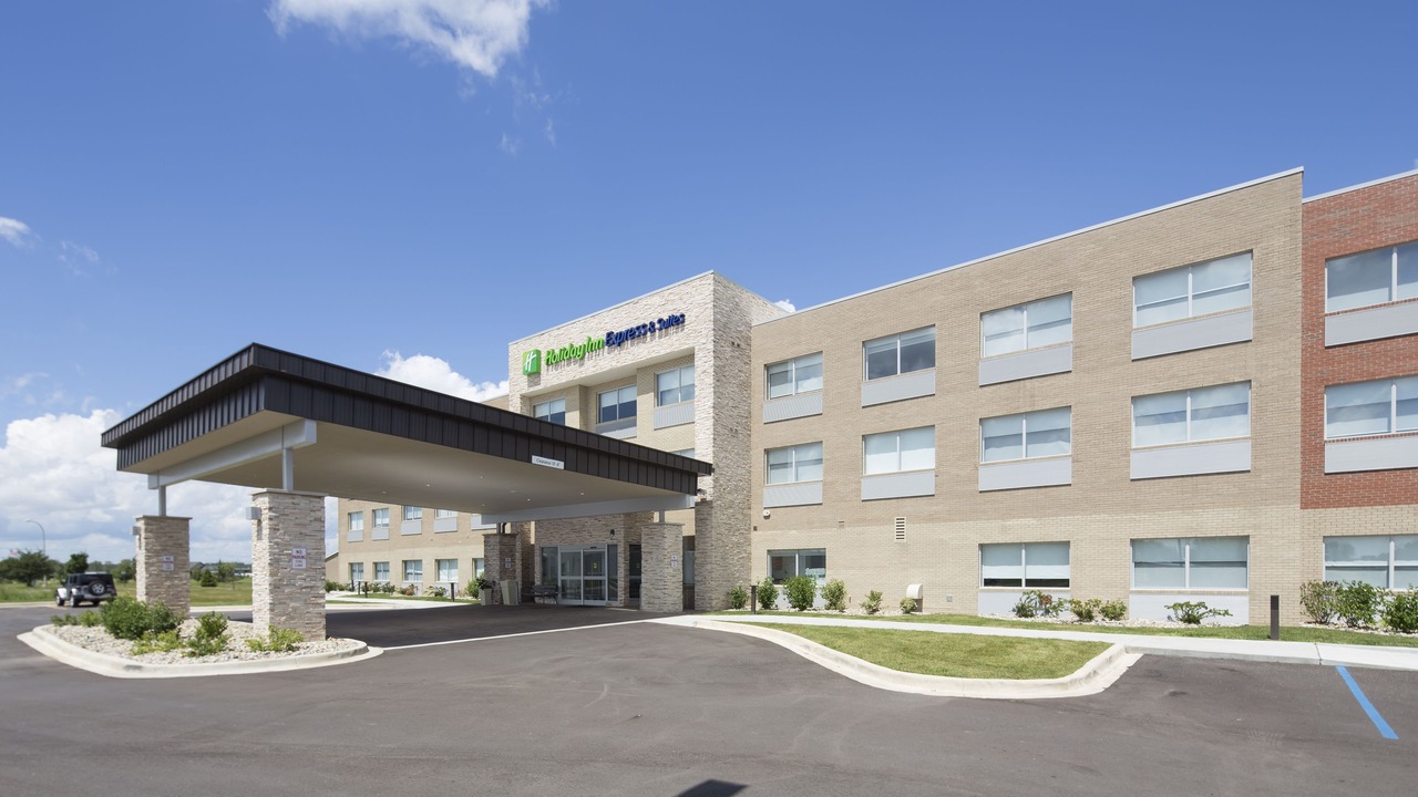 Photo of Buildings in Rochester Hills