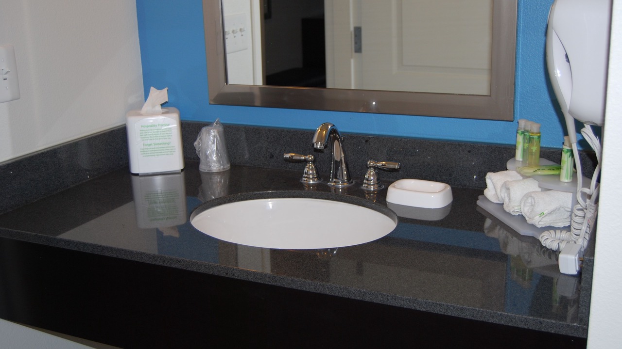 Photo of Bedroom in Springville