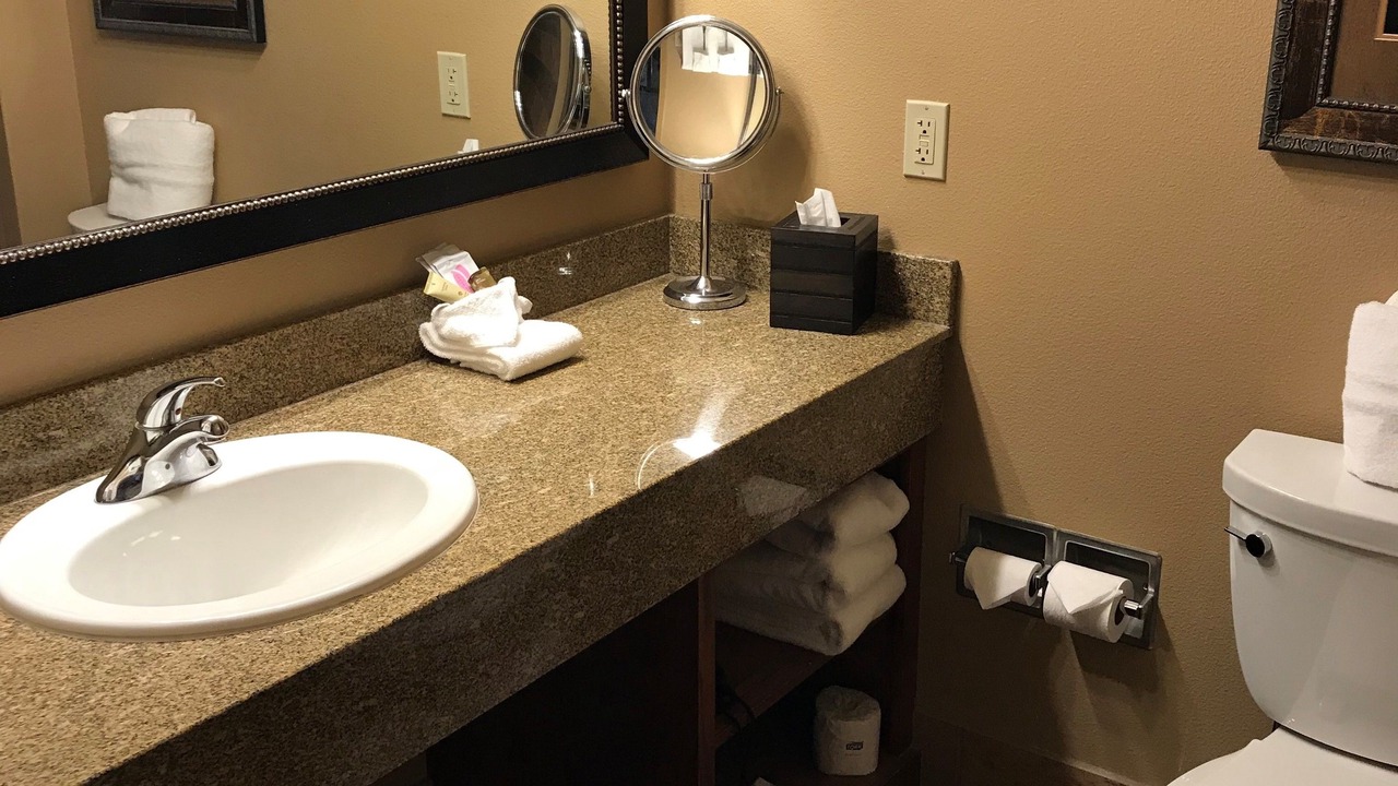 Photo of Bathroom in Deadwood