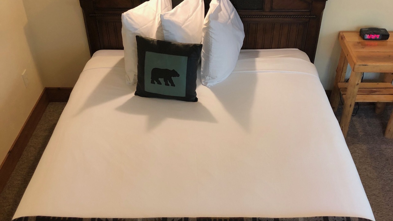 Photo of Bedroom in West Glacier