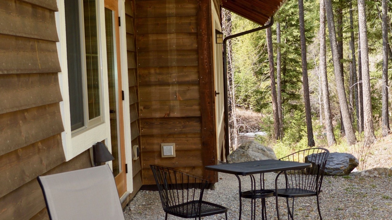 Photo of Bedroom in West Glacier
