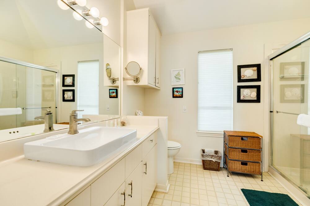 Photo of Bathroom in Indian Beach