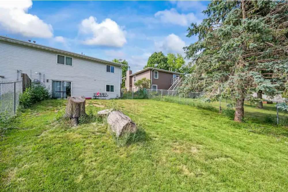 Photo of Outdoor in Coralville
