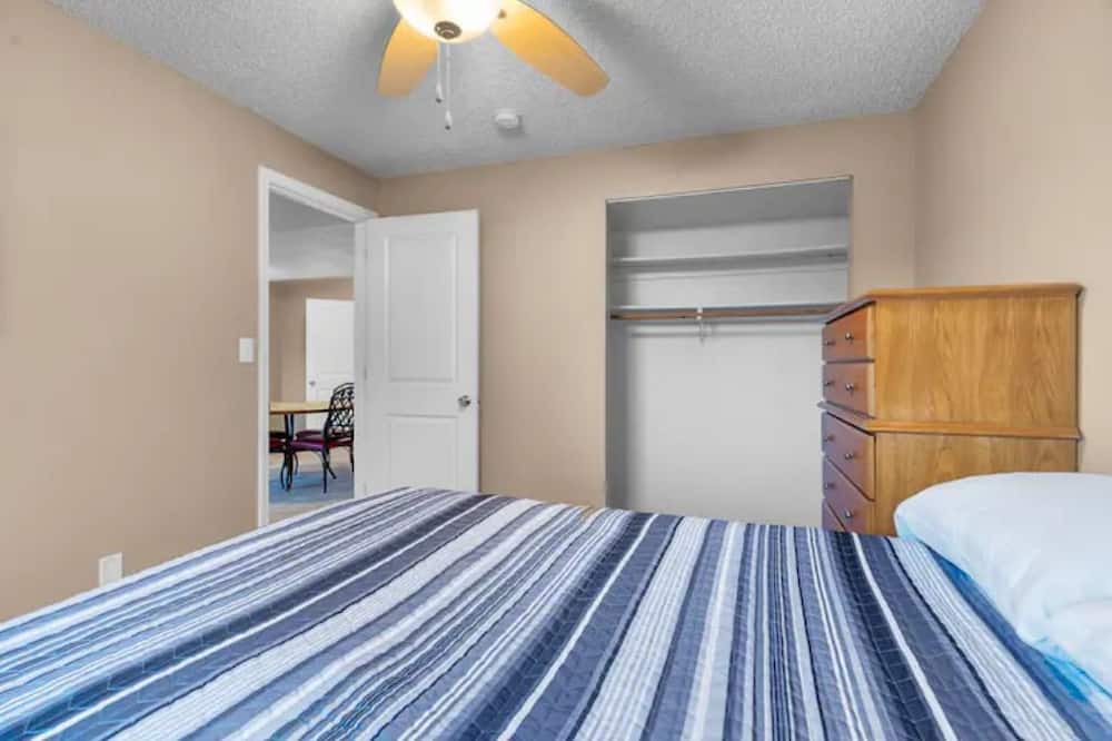 Photo of Bedroom in Coralville