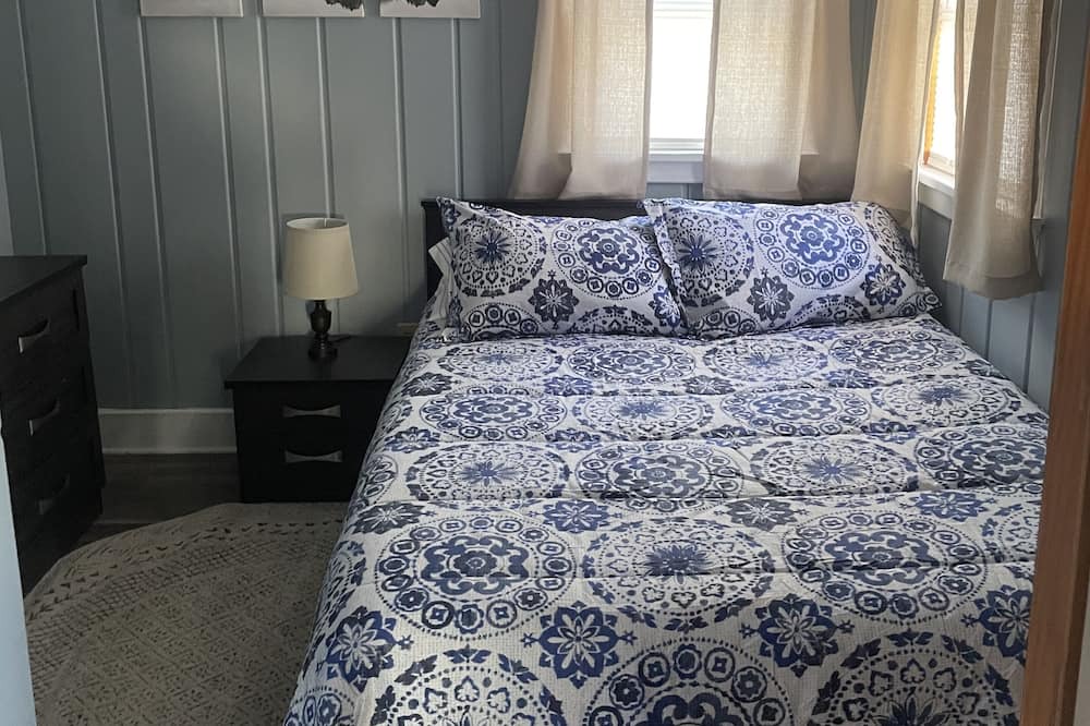 Photo of Bedroom in Lewistown