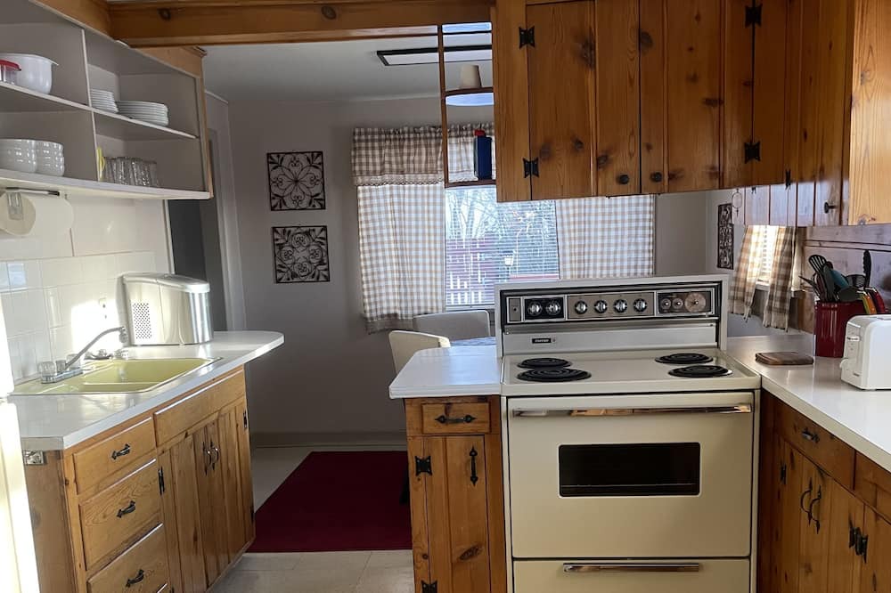 Photo of Kitchen in Lewistown