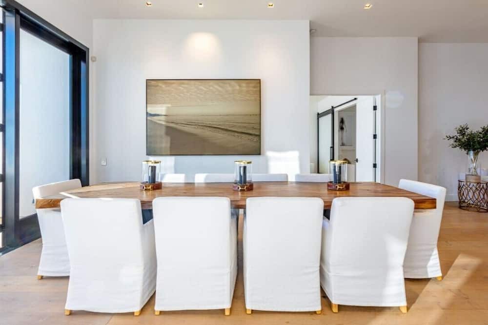 Photo of Others in Western Malibu