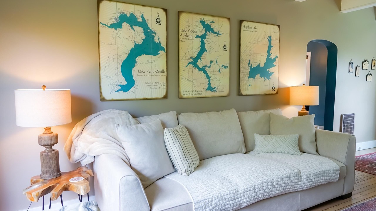 Photo of Livingroom in Harrison