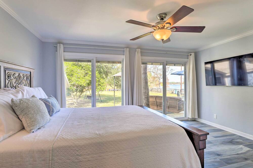 Photo of Bedroom in Russellville