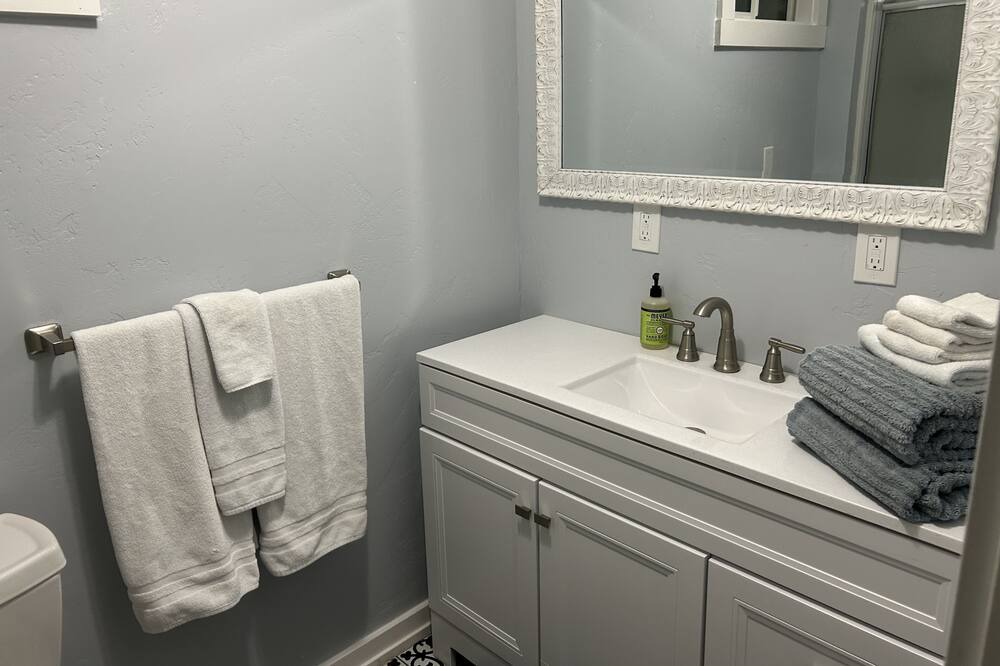 Photo of Bathroom in Riverfront