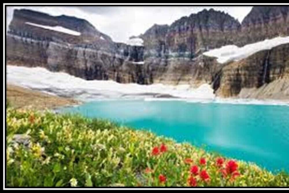 Photo of Outdoor in East Glacier Park Village