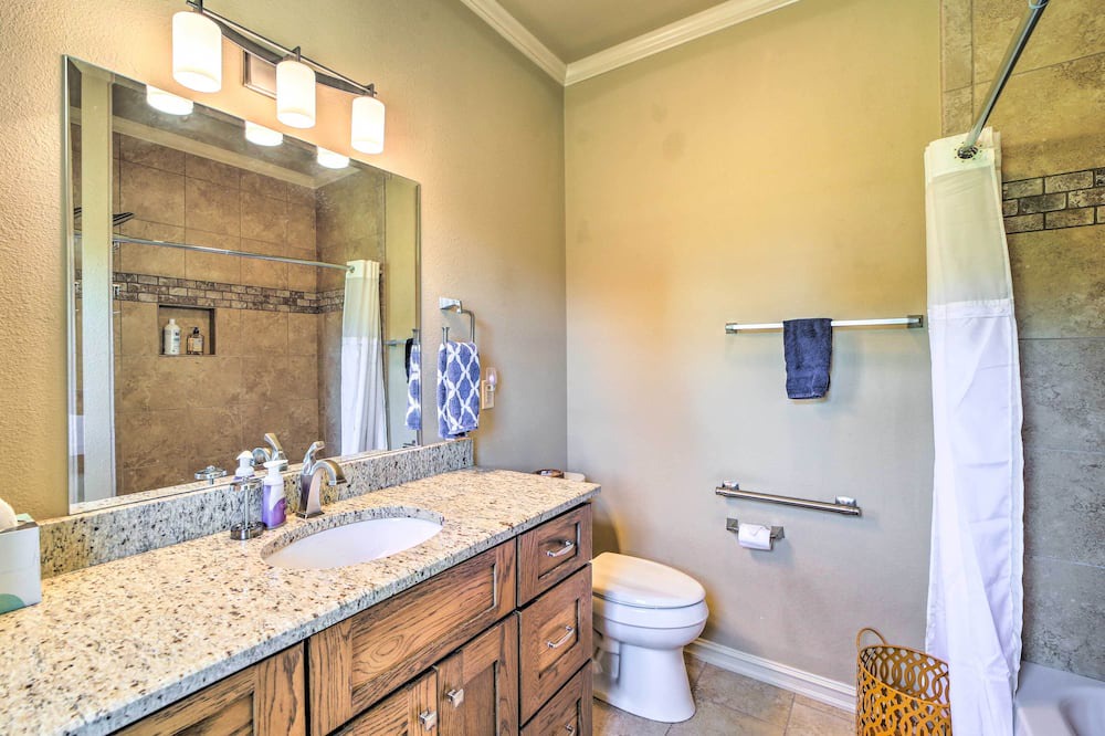 Photo of Bathroom in Sand Springs