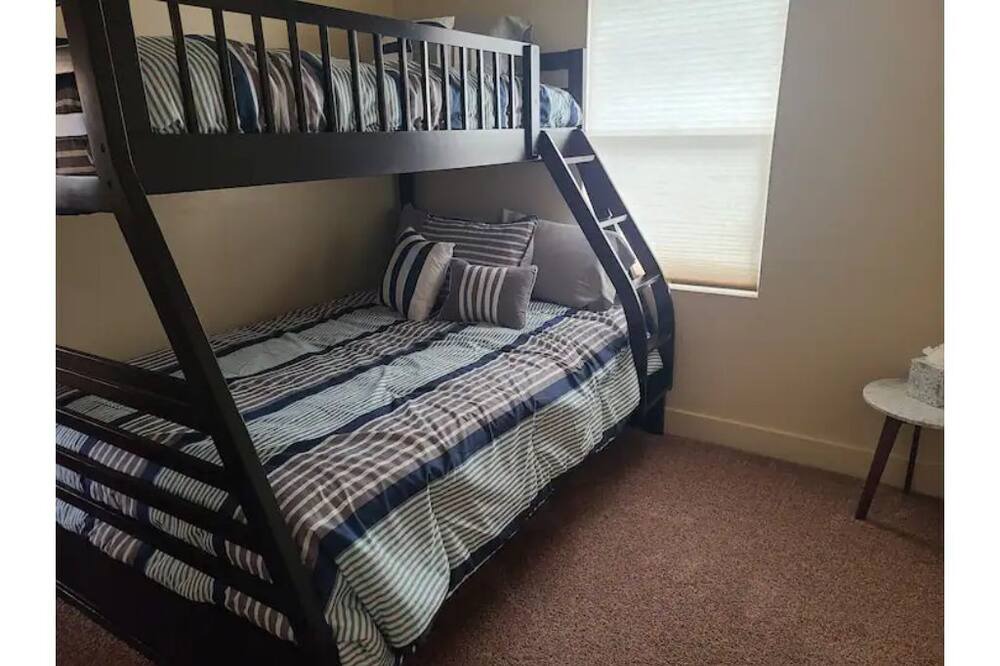 Photo of Bedroom in Vernal