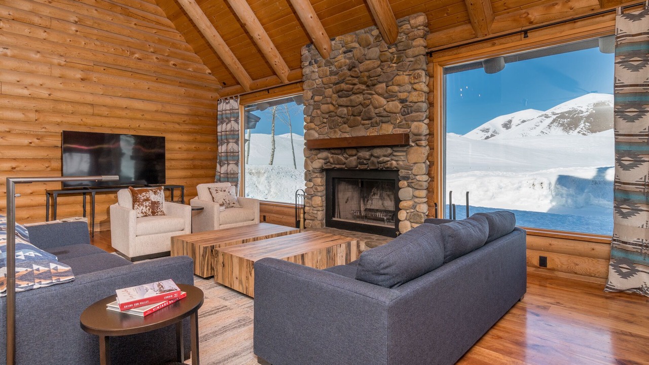 Photo of Livingroom in Hailey