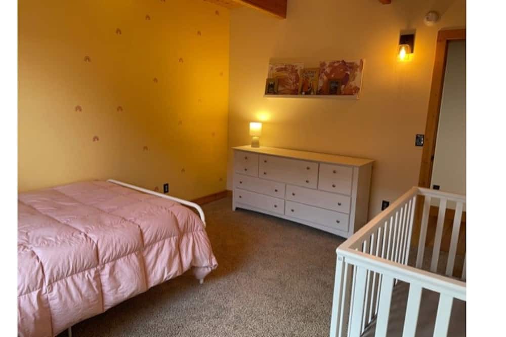 Photo of Bedroom in Lewistown