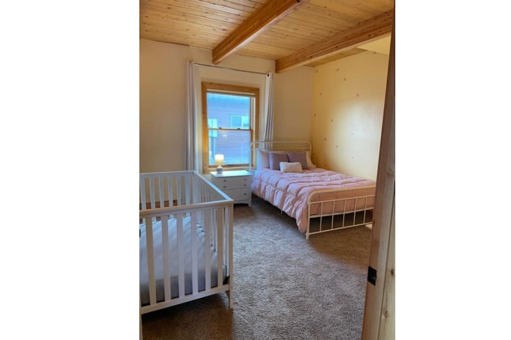 Photo of Bedroom in Lewistown