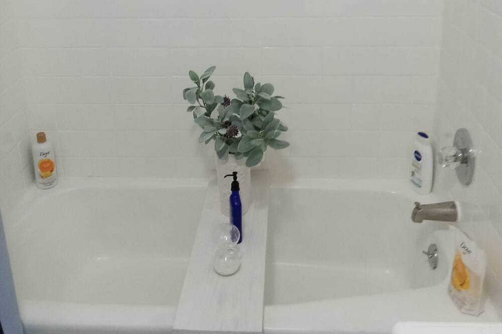 Photo of Bathroom in Michie