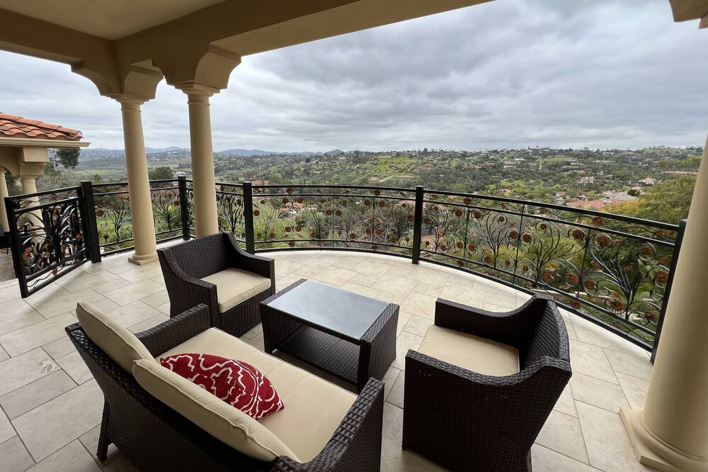 Photo of Outdoor in San Pasqual Valley