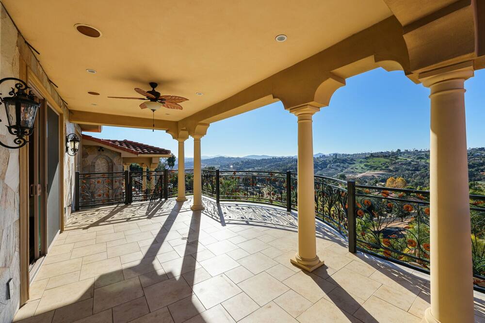 Photo of Patio Balcony in San Pasqual Valley