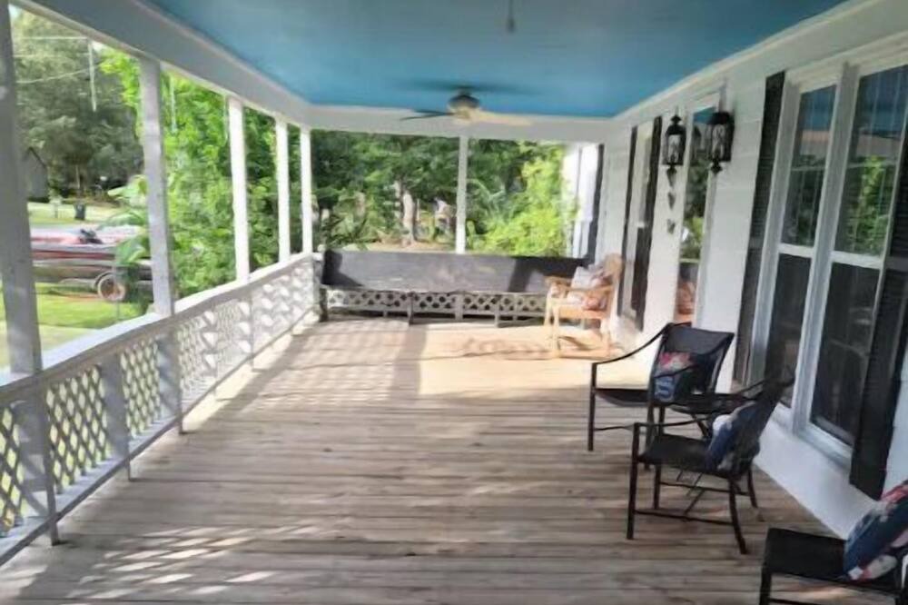 Photo of Patio Balcony in Moncks Corner
