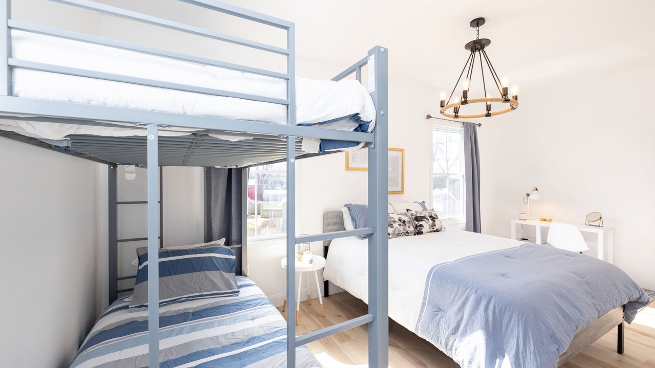 Photo of Bedroom in Russells Point